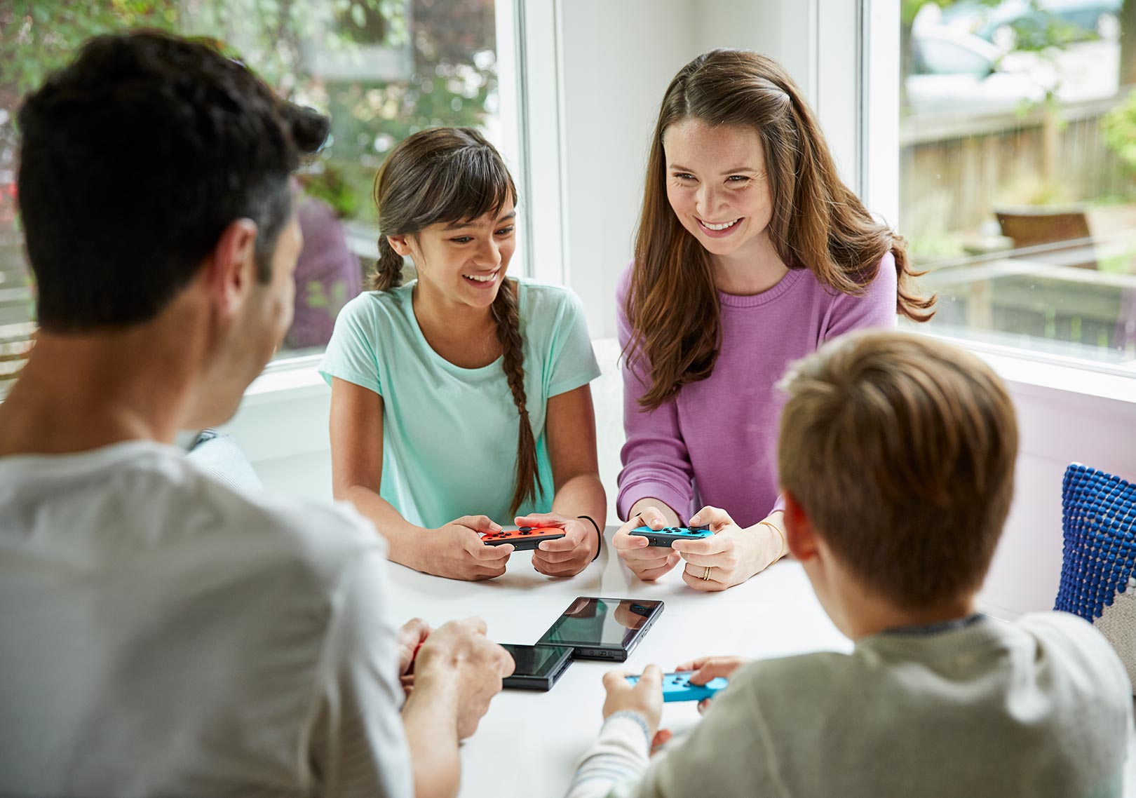 Nintendo_FamilyNook_00865