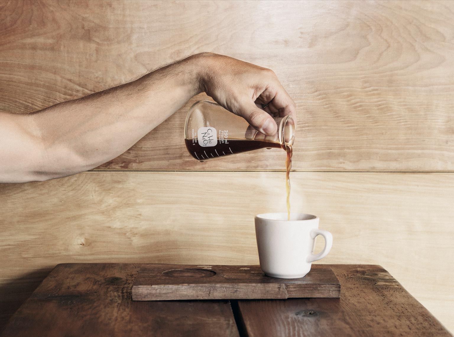 coffee-pour-gregory